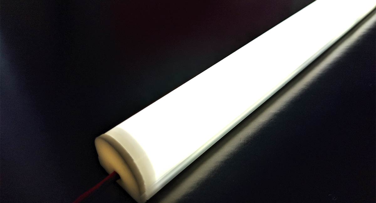 LEDラインテープを使用した発光
