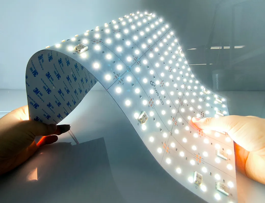 曲げに強いフレキシブル基板